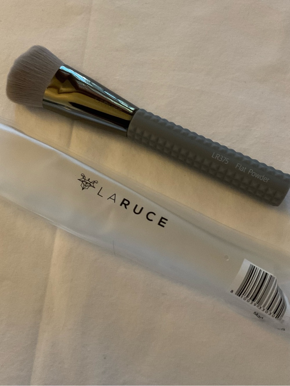 LaRuce Gray Flat Powder Brush - Lux Soft Synthetic Bristles